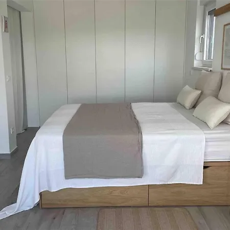 Cozy Loft With Rooftop Seaview & Pool Apartmán