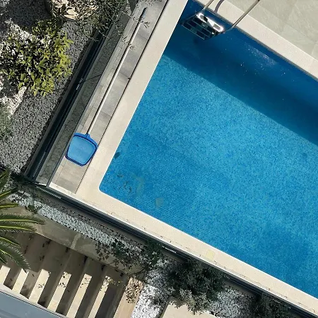 شقة Cozy Loft With Rooftop Seaview & Pool *