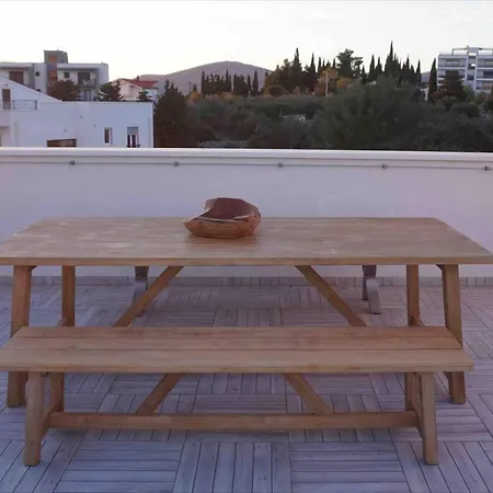 Διαμέρισμα Cozy Loft With Rooftop Seaview & Pool *